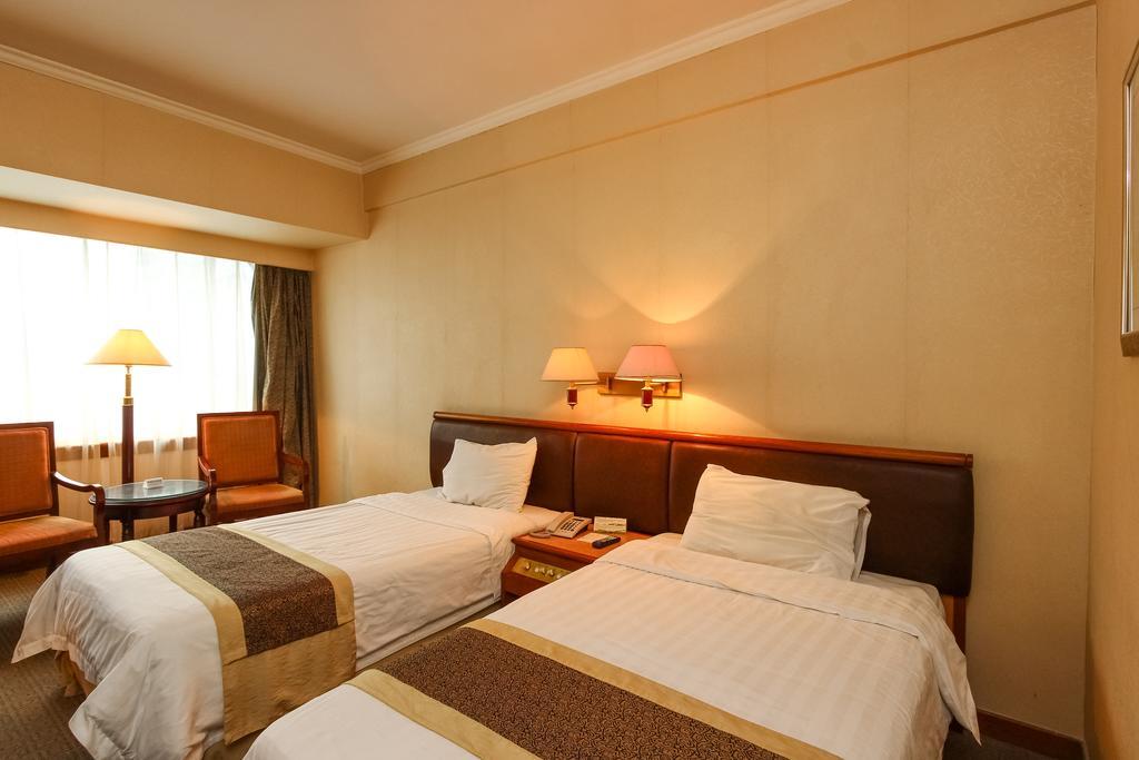 Star Hotel Guangzhou Exterior photo
